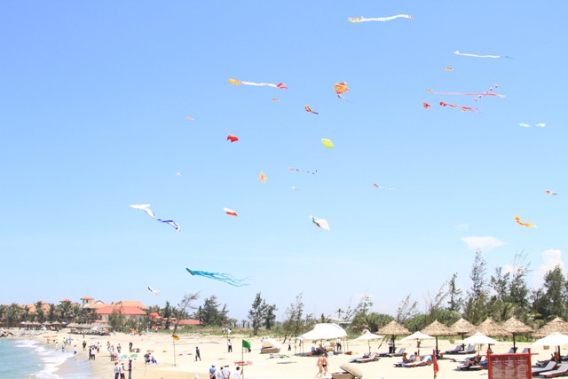 Hội thi diều Victoria Hội An được tổ chức thường niên hàng năm nhằm quảng bá các hoạt động văn hóa, du lịch và thể thao của TP Hội An và tỉnh Quảng Nam đến với nhân dân và du khách trong nước và quốc tế. Hội thi diều Victoria Hội An được tổ chức thường niên hàng năm nhằm quảng bá các hoạt động văn hóa, du lịch và thể thao của TP Hội An và tỉnh Quảng Nam đến với nhân dân và du khách trong nước và quốc tế.