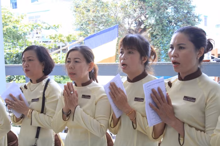 "Tổ quốc có an bình thì các tôn giáo nói chung và người tu hành nói riêng mới có cơ hội được hoằng pháp một cách thuận lợi nhất, mang những giá trị đạo đức cao quý của đạo để xây dựng xã hội tốt đẹp; nhân bản, chúng sinh mới được an lạc, hòa bình nhân loại mới được thiết lập"