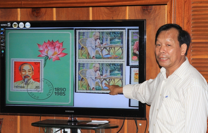 "Tôi bỏ nhiều thời gian để sưu tập bộ tem về Bác Hồ. Đó là những tình cảm thiêng liêng, sự kính trọng của tôi dành cho Bác..."