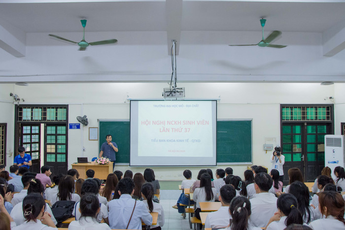 Trường Đại học Mỏ - Địa chất tổ chức Hội nghị Khoa học sinh viên lần thứ 37 (năm 2024). Ảnh: website nhà trường Trường Đại học Mỏ - Địa chất tổ chức Hội nghị Khoa học sinh viên lần thứ 37 (năm 2024). Ảnh: website nhà trường