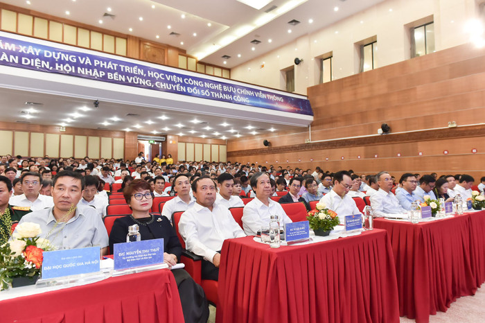 Đại biểu tham dự Hội nghị Giáo dục đại học năm 2024. Ảnh: Trần Hiệp NTH_0130.jpg