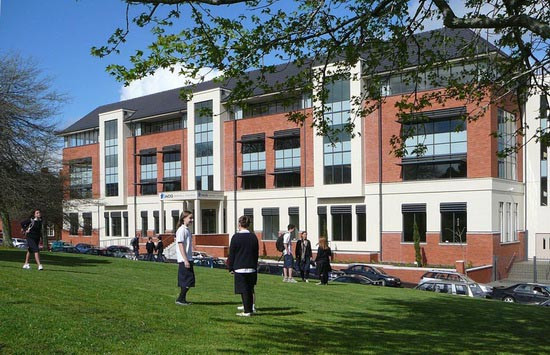 Taylor Unilink – Cánh cửa dẫn bạn tới những trường đại học hàng đầu ở Úc