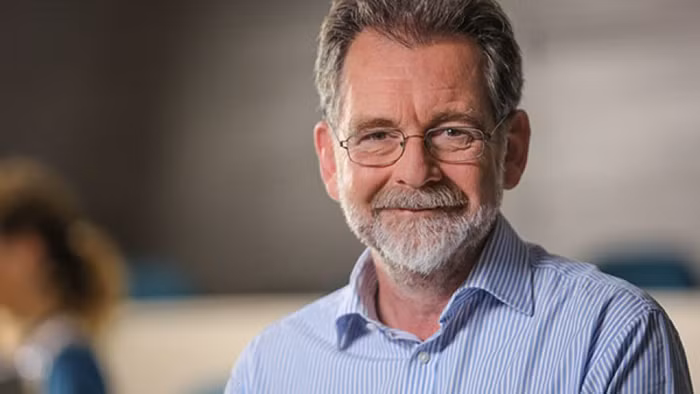 Học giả Hugh White, ảnh: ANU.