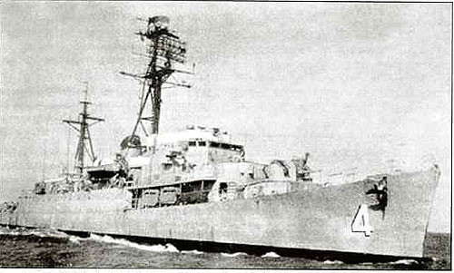 Tàu HQ4 Việt Nam Cộng hòa tham gia cuộc chiến bảo vệ chủ quyền Hoàng Sa, ảnh tư liệu: Báo Thanh Niên. Tàu HQ4 Việt Nam Cộng hòa tham gia cuộc chiến bảo vệ chủ quyền Hoàng Sa, ảnh tư liệu: Báo Thanh Niên.