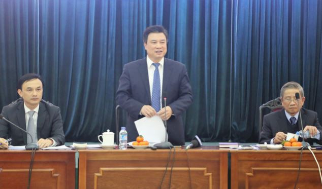 Thứ trưởng Bộ Giáo dục và Đào tạo Nguyễn Hữu Độ chủ trì họp báo công bố dự thảo các chương trình môn học ngày 19/1, ảnh: Báo Điện tử VTV.vn. Thứ trưởng Bộ Giáo dục và Đào tạo Nguyễn Hữu Độ chủ trì họp báo công bố dự thảo các chương trình môn học ngày 19/1, ảnh: Báo Điện tử VTV.vn.