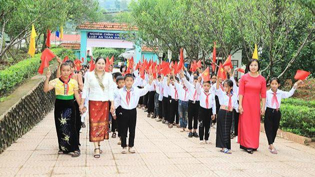 Trường Phổ thông bán trú Trung học cơ sở Huổi Một (Sông Mã) đón học sinh vào lớp 6. Ảnh: Sở GIáo dục và Đào tạo Sơn La