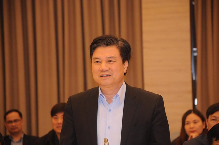 Thứ trưởng Nguyễn Hữu Độ trả lời tại họp báo. Ảnh: Vương Trần. Thứ trưởng Nguyễn Hữu Độ trả lời tại họp báo. Ảnh: Vương Trần.
