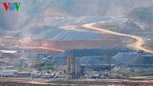 Thủy điện Lai Châu là bậc thang trên cùng của dòng chính sông Đà. Thủy điện Lai Châu là bậc thang trên cùng của dòng chính sông Đà.