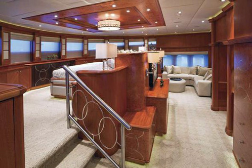 Khoang master với các tiện nghi xa xỉ. Khoang master với các tiện nghi xa xỉ.