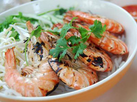 Bún tôm nướng phố Lý Thường Kiệt.