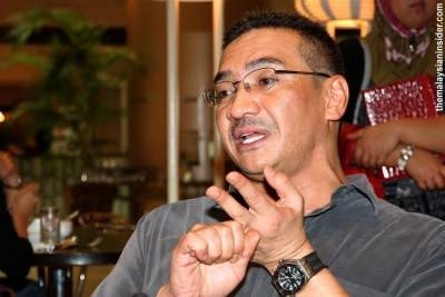 Bộ trưởng Quốc phòng Malaysia Hishammuddin Hussein.