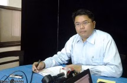 Người phát ngôn Bộ Quốc phòng Philippines Peter Galvez.