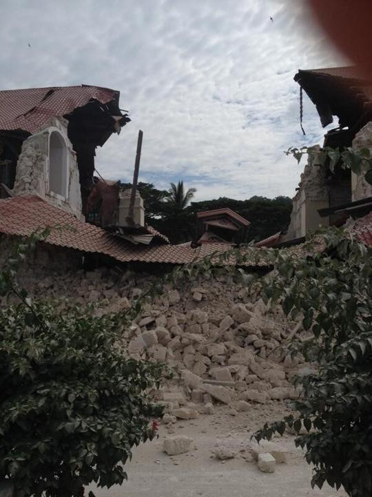 Hiện chưa có thống kê thiệt hại ban đầu về người và của.