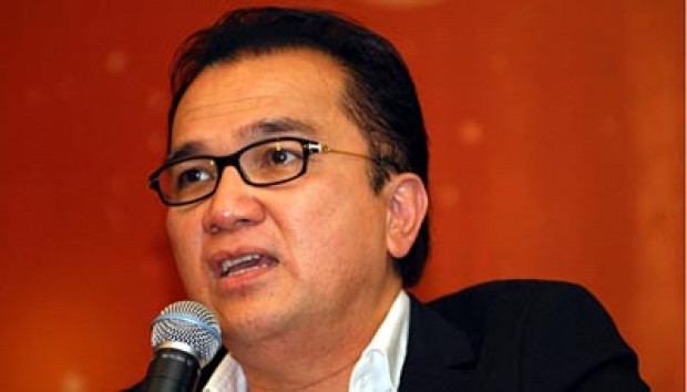 Nghị sĩ Indonesia Tantowi Yahya. Nghị sĩ Indonesia Tantowi Yahya.