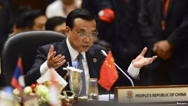 Thủ tướng Trung Quốc Lý Khắc Cường phát biểu trong phiên họp với lãnh đạo các nước ASEAN ngày hôm qua 9/10 tại Brunei.