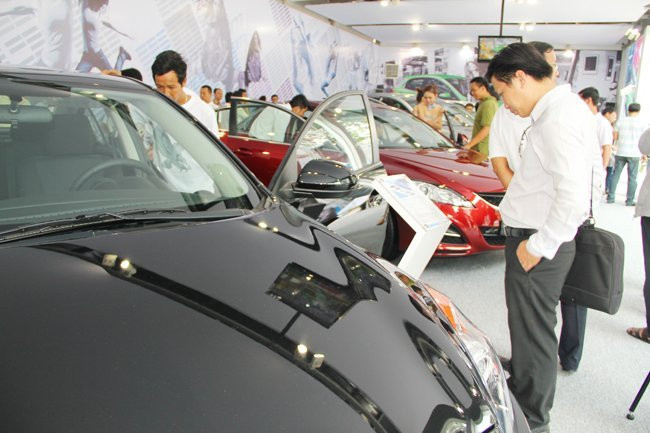 Doanh nghiệp sản xuất, lắp ráp ô tô đang đối mặt với sức mua giảm. Ảnh minh họa: TL/ Thời báo Kinh tế Sài Gòn Doanh nghiệp sản xuất, lắp ráp ô tô đang đối mặt với sức mua giảm. Ảnh minh họa: TL/ Thời báo Kinh tế Sài Gòn