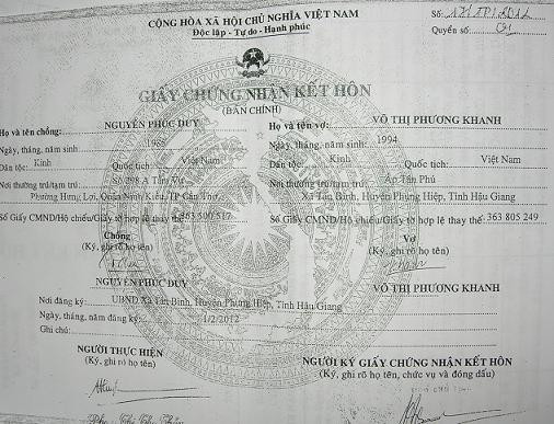 Giấy đăng ký kết hôn của Duy với vợ mới