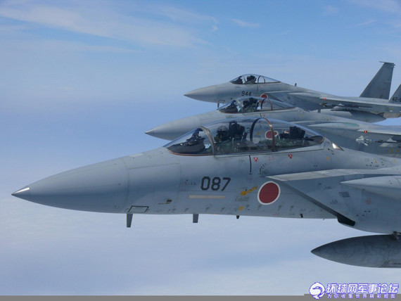 Chiến đấu cơ F-15 Nhật Bản (hình minh họa) Chiến đấu cơ F-15 Nhật Bản (hình minh họa)