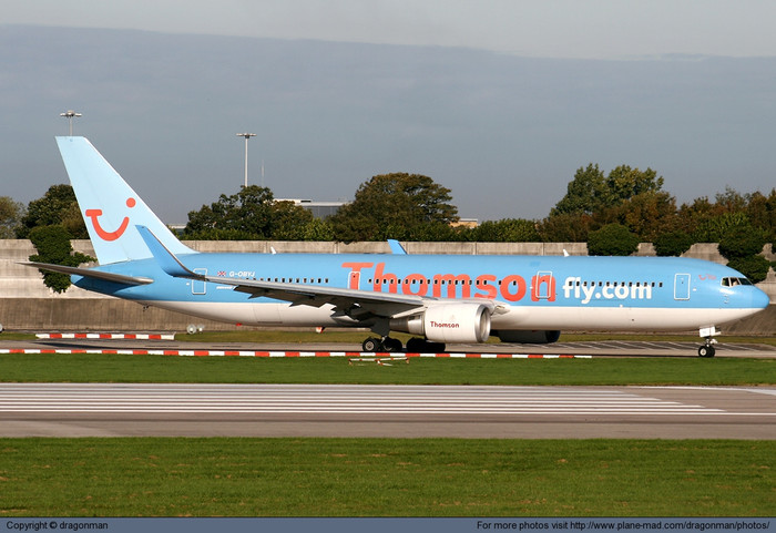 Chiếc Boeing 737 của hãng Thomson Airway (hình minh họa) Chiếc Boeing 737 của hãng Thomson Airway (hình minh họa)