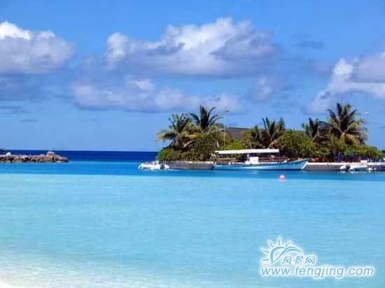 Hình ảnh giới thiệu về "du lịch Hoàng Sa" được đăng tải trên 1 website quảng bá du lịch Trung Quốc