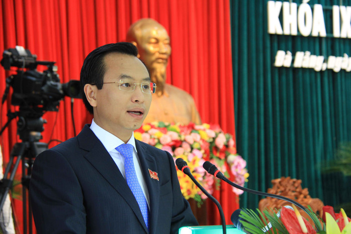 Bí thư Thành ủy, Chủ tịch HĐND TP Đà Nẵng Nguyễn Xuân Anh phát biểu khai mạc tại kỳ họp. Ảnh: Hoàng Tuấn Bí thư Thành ủy, Chủ tịch HĐND TP Đà Nẵng Nguyễn Xuân Anh phát biểu khai mạc tại kỳ họp. Ảnh: Hoàng Tuấn