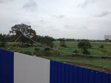 Dự án hoành tráng 2 triệu USD của Bitexco giờ vẫn đang là bãi đất không. Dự án hoành tráng 2 triệu USD của Bitexco giờ vẫn đang là bãi đất không.