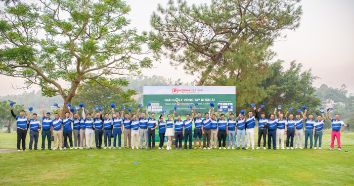 Giải golf “Vòng tay nhân ái” lần thứ 2 năm 2024 thu hút hơn 100 golfer tham dự Giải golf “Vòng tay nhân ái” lần thứ 2 năm 2024 thu hút hơn 100 golfer tham dự