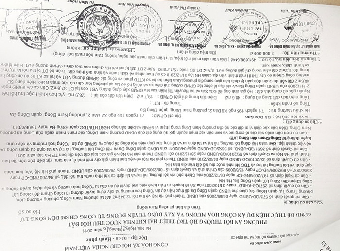 Hồ sơ đo đạc thửa đất, phương án bồi thường, hỗ trợ luôn được sự xác nhận của nhiều cơ quan chức năng từ phường Nam Đồng đến quận Đống Đa. Hồ sơ đo đạc thửa đất, phương án bồi thường, hỗ trợ luôn được sự xác nhận của nhiều cơ quan chức năng từ phường Nam Đồng đến quận Đống Đa.