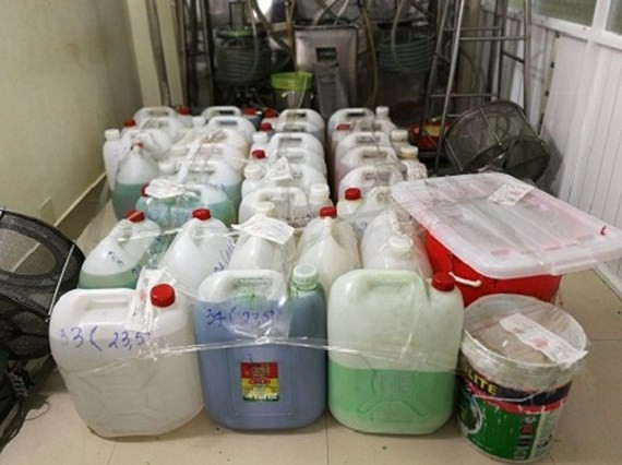 Các nguyên liệu cơ quan chức năng tạm giữ, không rõ nguồn gốc xuất xứ. ảnh: NM. Các nguyên liệu cơ quan chức năng tạm giữ, không rõ nguồn gốc xuất xứ. ảnh: NM.