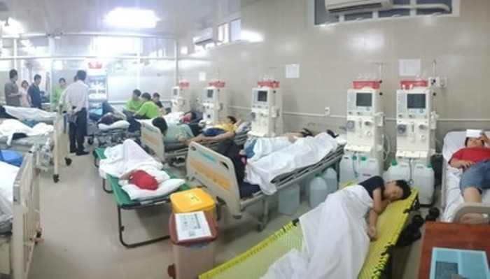 Học sinh đang được cấp cứu tại Bệnh viện Nhi Đồng 1. (Ảnh: Bệnh viện Nhi Đồng 1) Học sinh đang được cấp cứu tại Bệnh viện Nhi Đồng 1. (Ảnh: Bệnh viện Nhi Đồng 1)