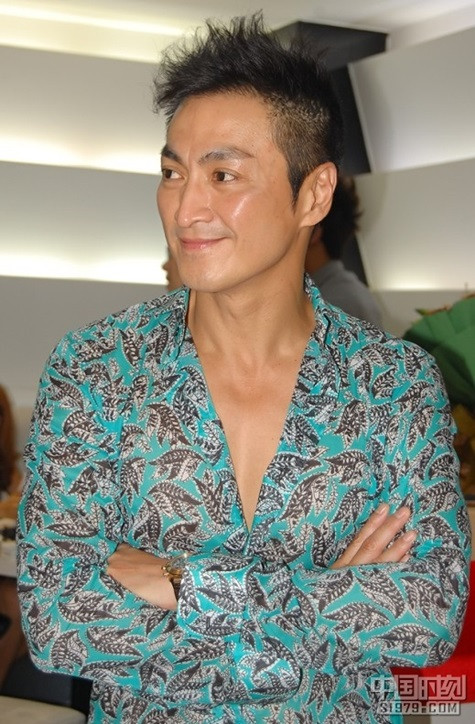 Hình ảnh mới nhất của "Triển Chiêu" ở tuổi 54