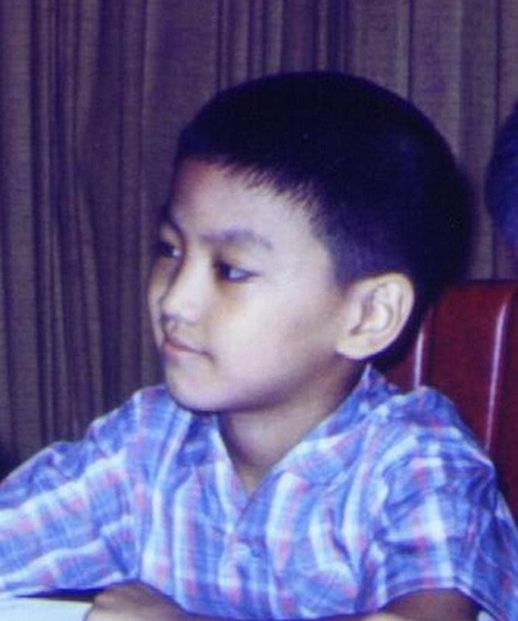 Ảnh hiếm thời thơ ấu của nam tài tử Hà Gia Kính