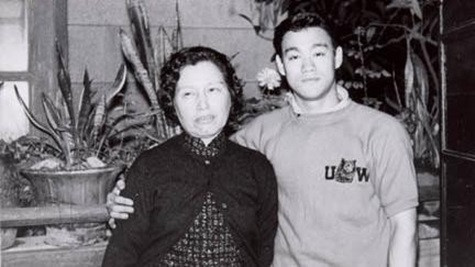 Lý Tiểu Long và mẫu thân Hà Ái Du