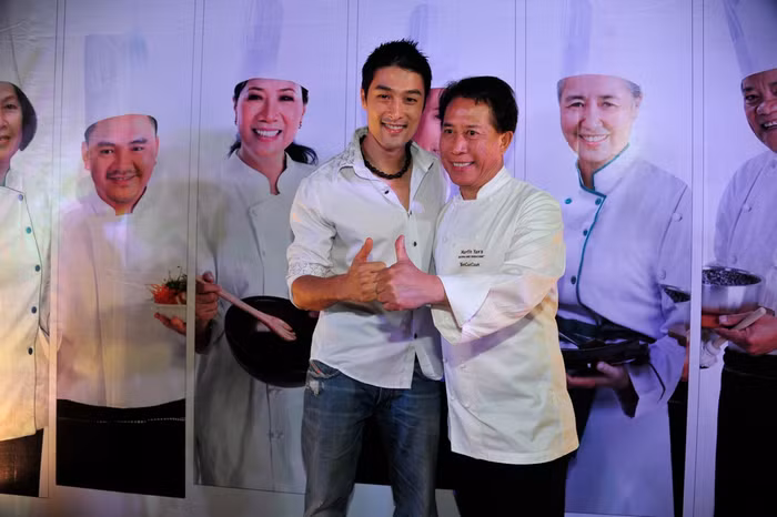 Rất xìtin cùng Johnny Trí Nguyễn.