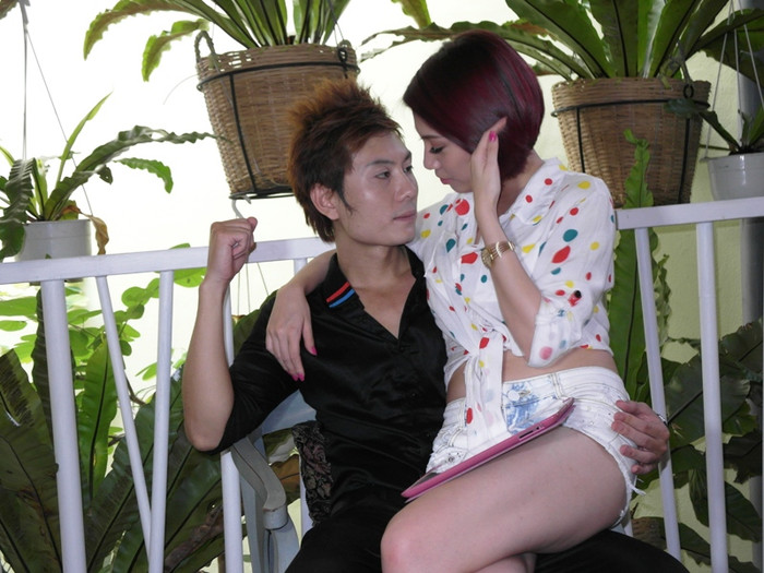 ...đầy yêu thương...