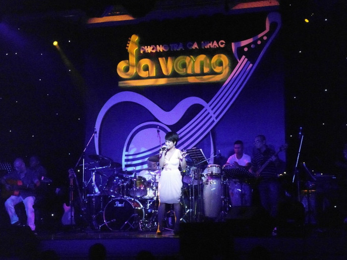 Uyên Linh đã chinh phục khán giả bằng giọng hát "đỉnh" và bằng sự chân thật của người nghệ sĩ.