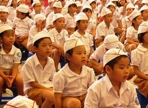 Học sinh tiểu học, hình minh họa: Báo Nhân Dân. Học sinh tiểu học, hình minh họa: Báo Nhân Dân.