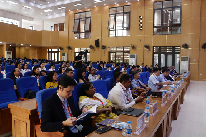 Hội thảo quốc tế ICIS 2024 thu hút đông đảo các nhà khoa học, chuyên gia trong nước và quốc tế gdvn-ht.jpg