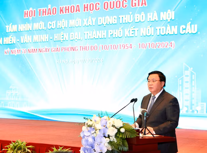 Giáo sư, Tiến sĩ Nguyễn Xuân Thắng phát biểu khai mạc hội thảo. Ảnh: hanoimoi.vn