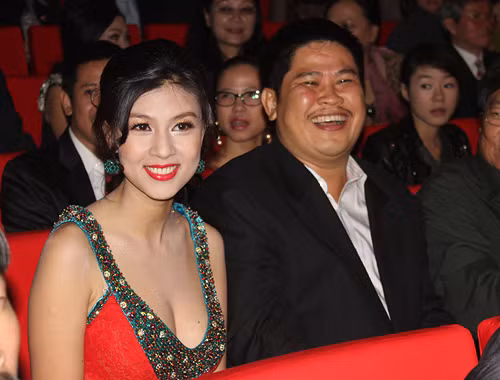 Phước Sang, Kim Thư ngày còn hạnh phúc bên nhau. Phước Sang, Kim Thư ngày còn hạnh phúc bên nhau.