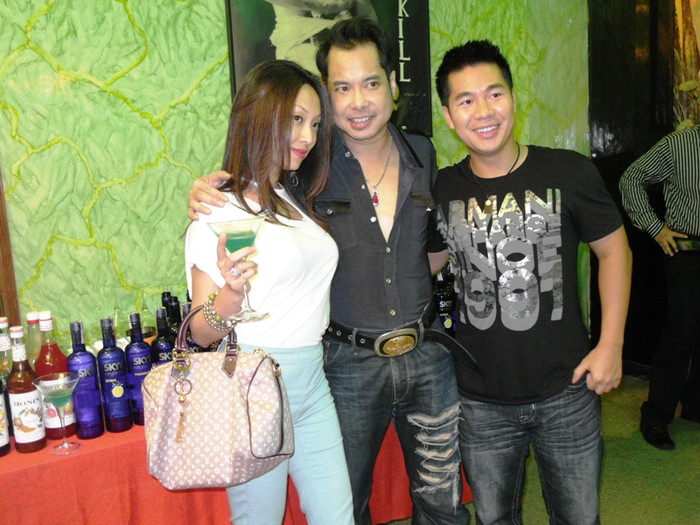 Trong số khách bị lừa, còn có ca sĩ Như Ý. Trong số khách bị lừa, còn có ca sĩ Như Ý.