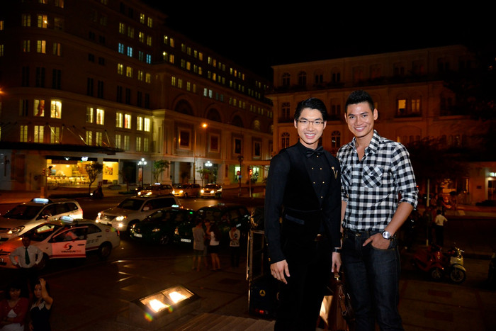 Á vương quốc tế Trương Nam Thành (trái) và Mister Việt Nam Lê Khôi Nguyên.