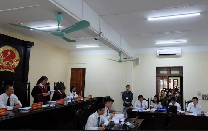 Quang cảnh phiên tòa. ảnh: Trần Phương. Quang cảnh phiên tòa. ảnh: Trần Phương.