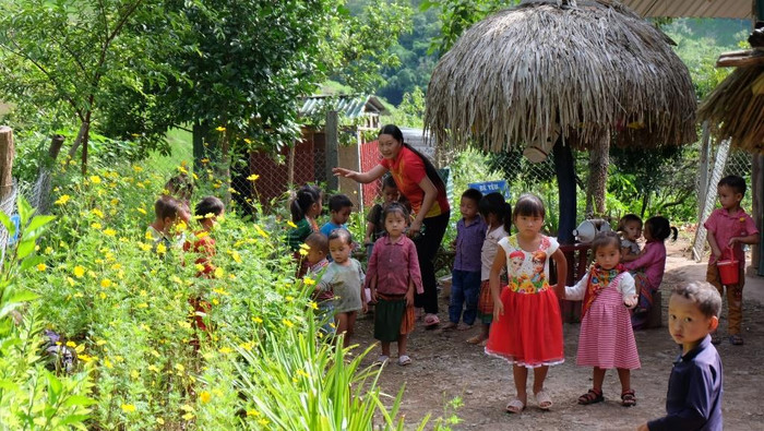 Cô giáo Kía phải can thiệp, chỉ đạo, phân công nhiệm vụ cụ thể cho từng thành viên Cô giáo Kía phải can thiệp, chỉ đạo, phân công nhiệm vụ cụ thể cho từng thành viên