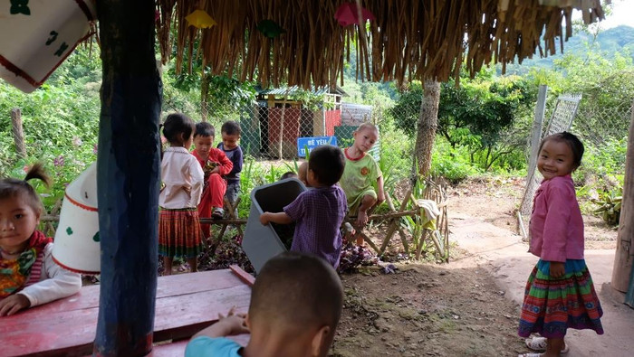 Cô giáo ‘siêu nhân’ ở Nộc Cốc ảnh 6 Cô giáo ‘siêu nhân’ ở Nộc Cốc ảnh 6