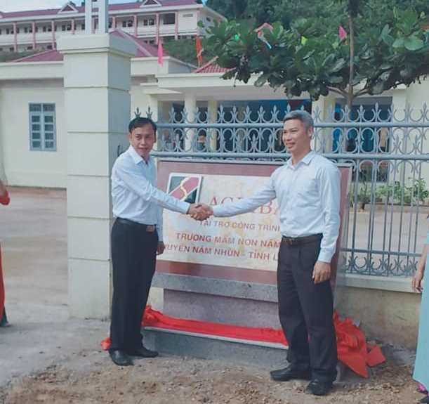 Trường mới đã được bàn giao Trường mới đã được bàn giao