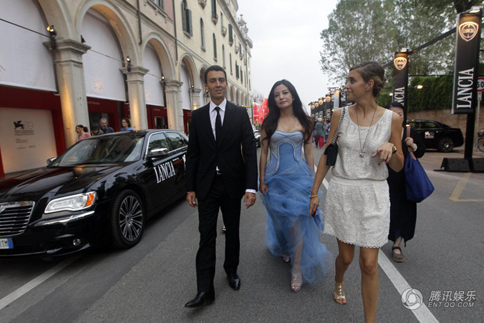 Nổi bật trên đường phố