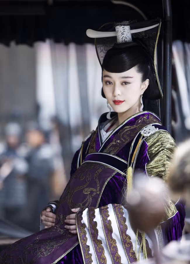 Với tạo hình xinh đẹp và vô cùng quý phái