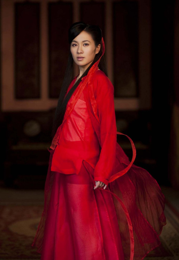 Diệp Tuyền lung linh cùng sắc đỏ Diệp Tuyền lung linh cùng sắc đỏ