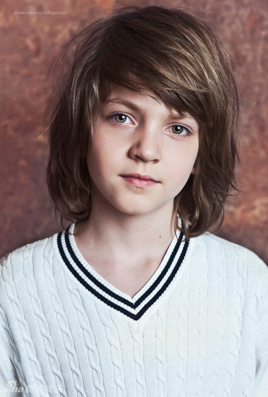 Đôi mắt nâu đầy cuốn hút